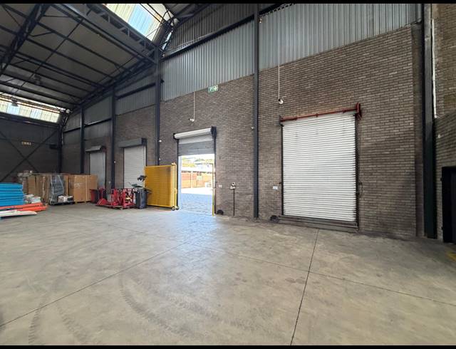 7,987M² WAREHOUSE TO LET IN RANDJESPARK